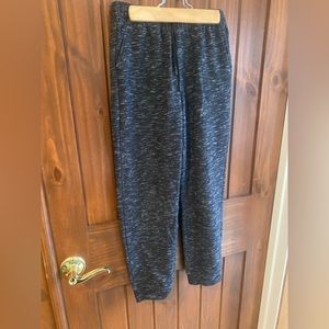 Rumi+Ryder Dark gray terry jogger.